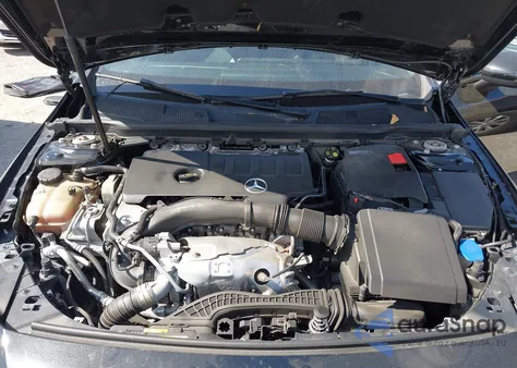 2020 Mercedes-Benz Cla 250 4Matic z USA, uszkodzony, nr VIN W1K5J4HB8LN088566